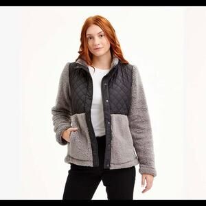Steve Madden Women's Black Grey Quilted Fleece Snap-Up  Jacket  NWT Medium